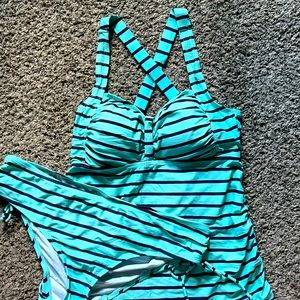 Beach bump by motherhood maternity tankini